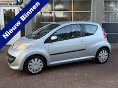 Peugeot 107 - 1.0-12V XS Automaat Bj 2006 Km 94.000 Nap 2e eigenaar