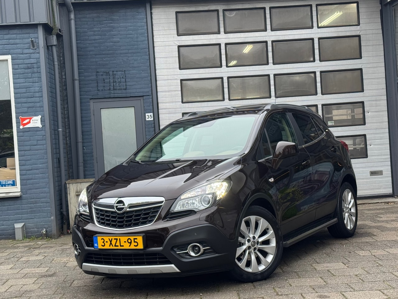 Opel Mokka - 1.4 T Cosmo | Navi | Camera | Automaat | Schuifdak | N.A.P - AutoWereld.nl