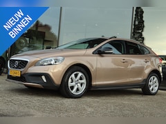Volvo V40 Cross Country - 1.6 D2 KINETIC | APPLE CARPLAY | XENON | CRUISE | TREKHAAK | NAVI