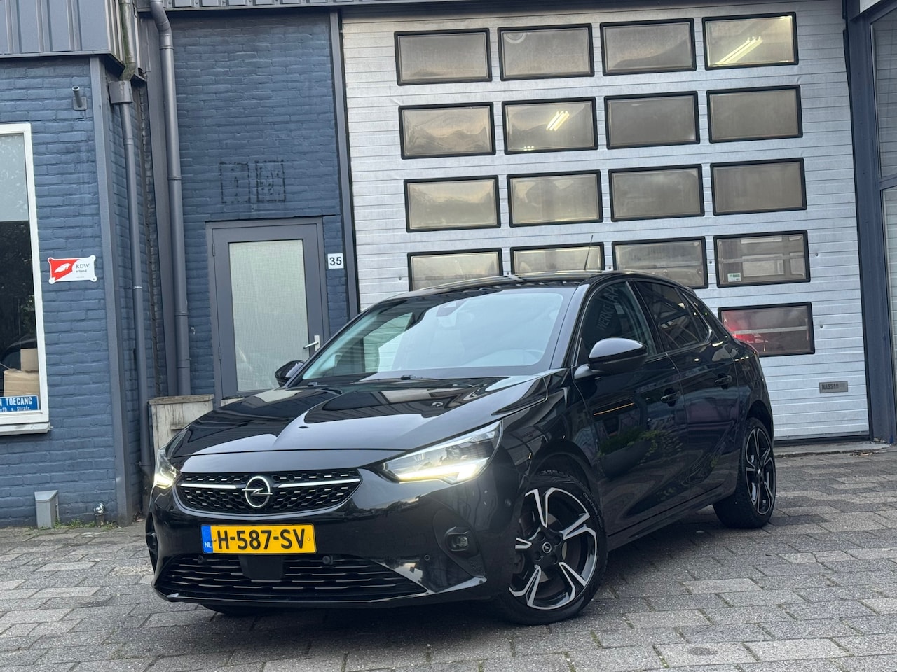 Opel Corsa - 1.2 Elegance | Clima | Camera | Automaat | N.A.P - AutoWereld.nl