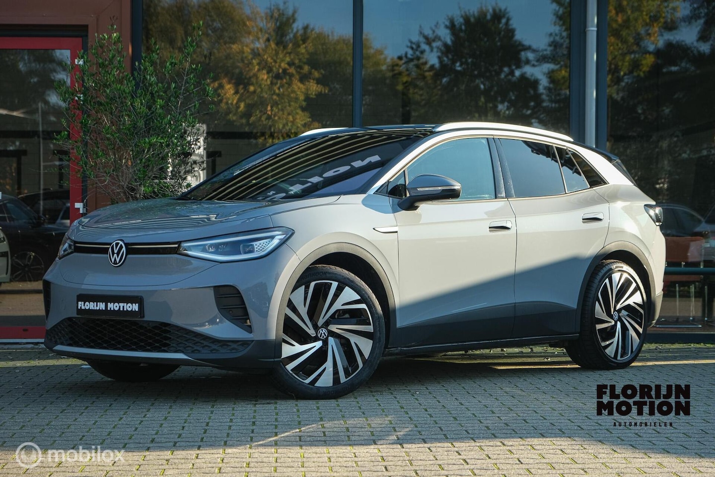 Volkswagen ID.4 - Pro 77 kWh | Pano | Sfeerverlichting | Sportstoelen | 21 Inch | Massage | Stoel en stuurwi - AutoWereld.nl
