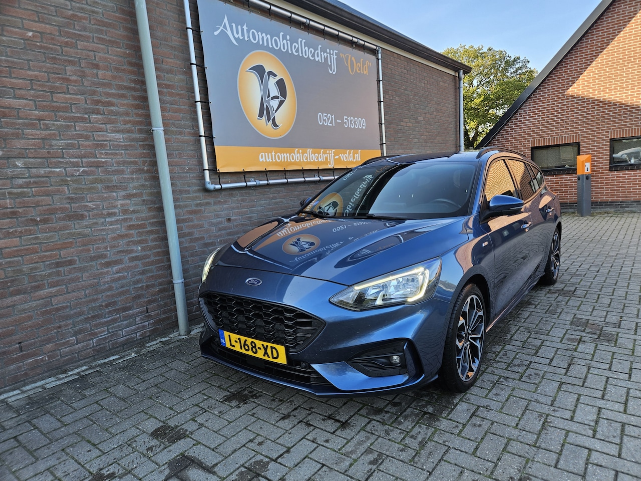 Ford Focus Wagon - 1.0 EcoBoost ST Line Business 1.0 EcoBoost ST Line Business - AutoWereld.nl