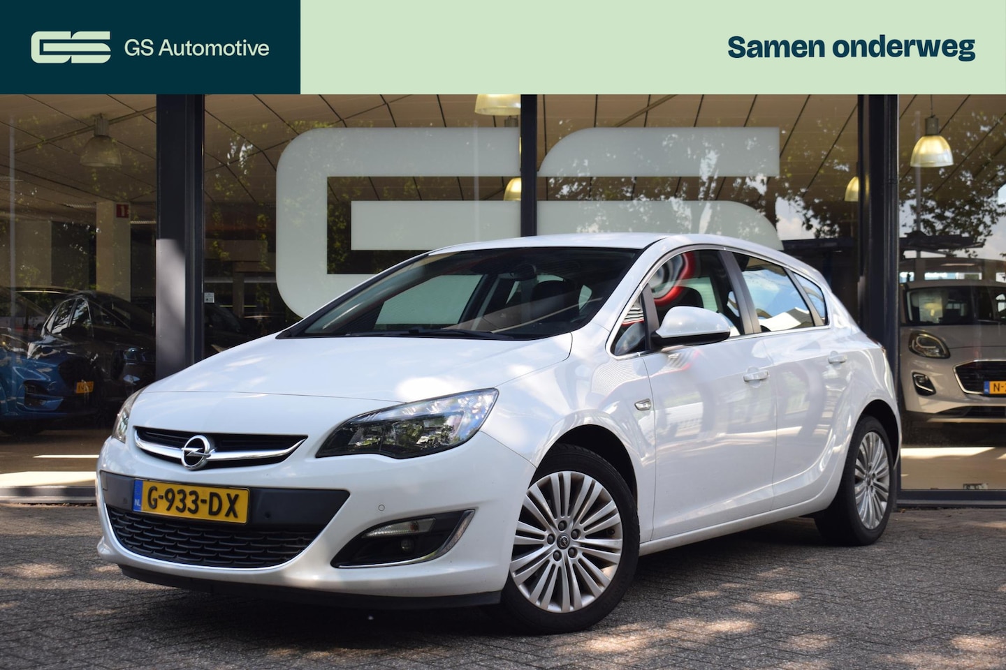 Opel Astra - 1.4 Turbo Sport met NAVIGATIE|BLUETOOTH TEL|PDC| - AutoWereld.nl
