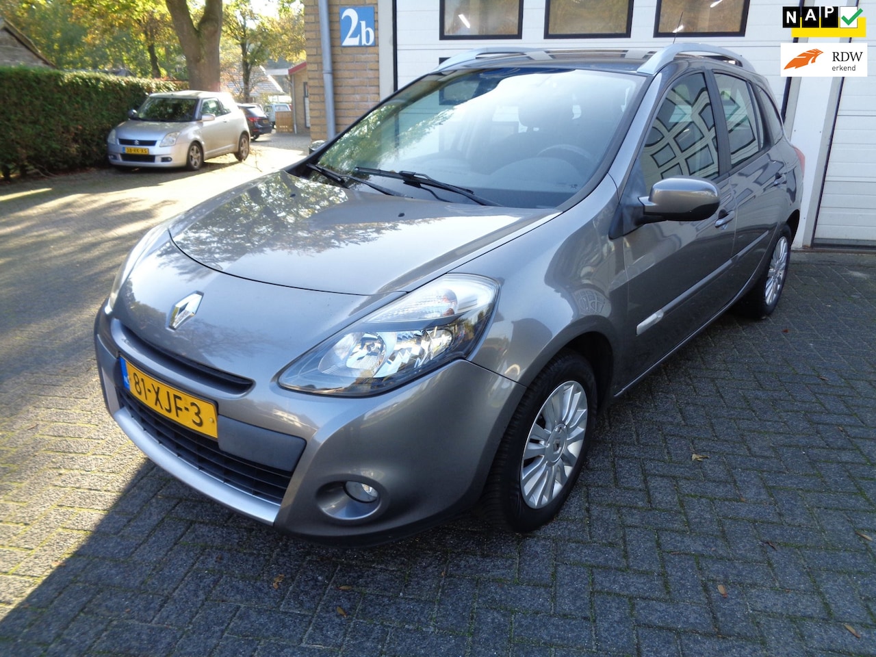 Renault Clio Estate - 1.2 TCE Collection 1.2 TCE Collection - AutoWereld.nl
