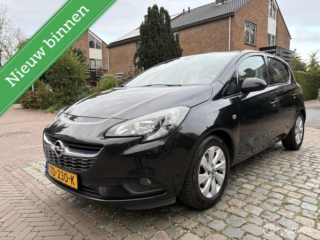 Opel Corsa - 1.2 EcoFlex Selection AC/ELEK RMN&SPGLS/LMV/APK/ - AutoWereld.nl