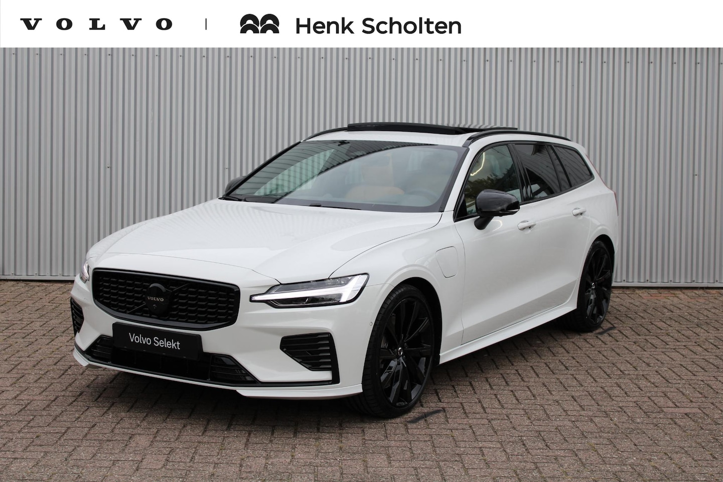 Volvo V60 - T6 Automaat Plug-in hybrid AWD Plus Dark Panorama dak| Bowers & Wilkins Premium Audio| Ver - AutoWereld.nl
