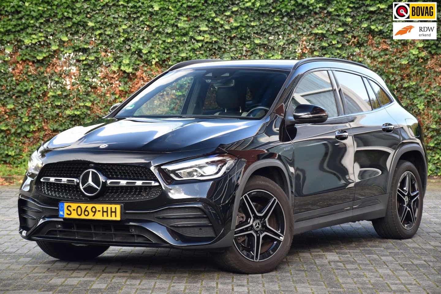 Mercedes-Benz GLA-Klasse - 250 e Business Solution AMG Limited/Leder/Stoelventilatie/Trekhaak - AutoWereld.nl