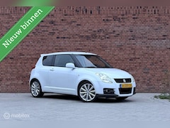 Suzuki Swift - 1.6 Sport/NEW APK/CLIMATR/KUIPSTOELEN