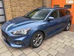 Ford Focus Wagon - 1.5 EcoBoost ST Line Business