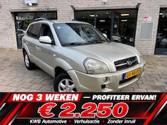 Hyundai Tucson - 2.0i 4WD Style | Airco | Trekhaak