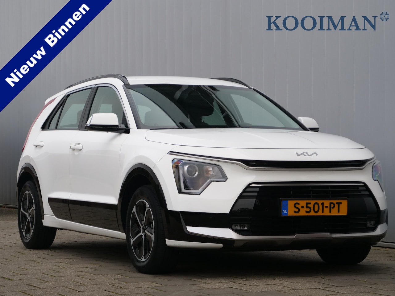 Kia Niro - 1.6 GDi 141Pk Hybrid DynamicLine Automaat Adaptive Cruise / Camera / Apple Carplay - AutoWereld.nl