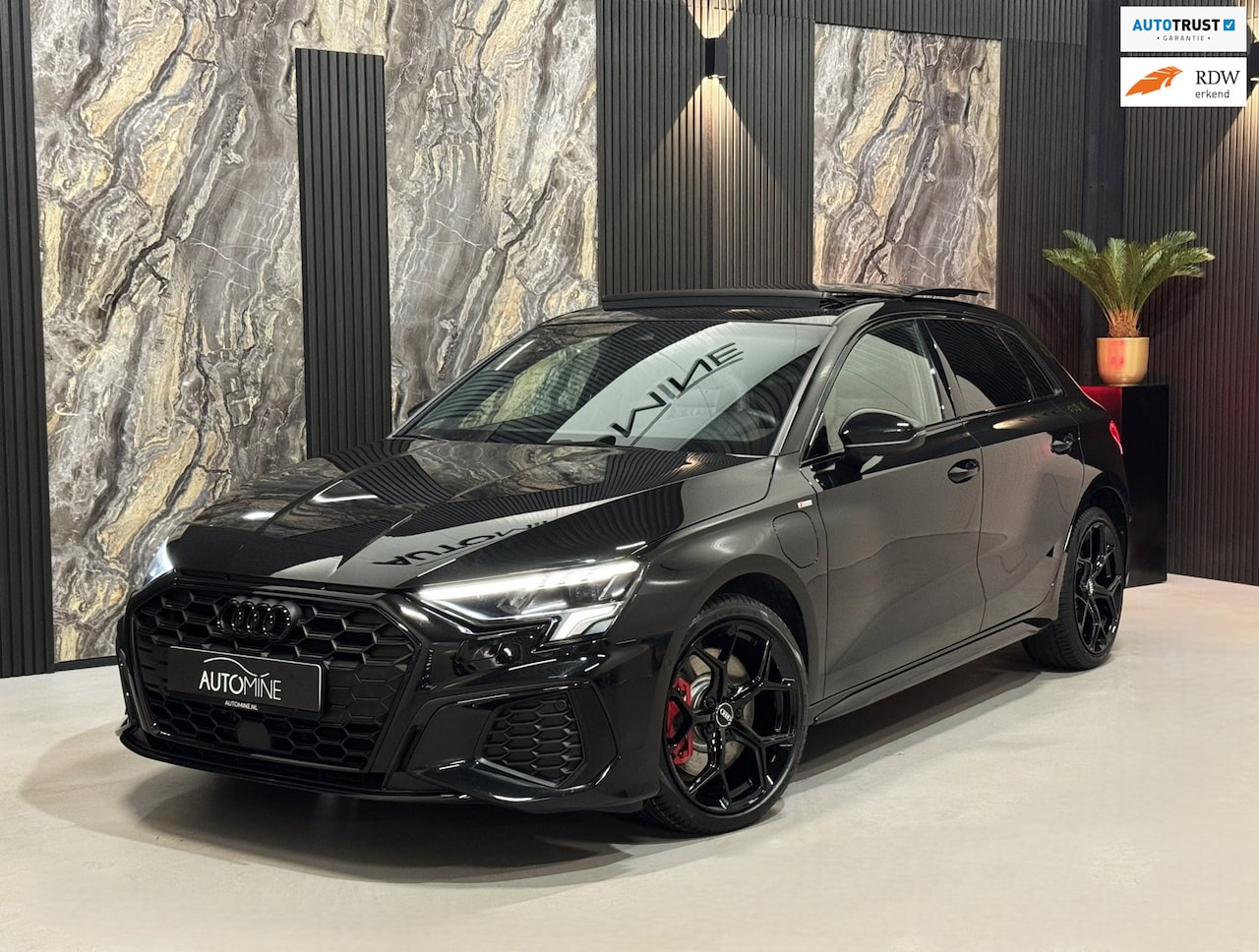 Audi A3 Sportback - 45 TFSI e 3x S-line Competition|PANO|RS ZETELS|MATRIX||CAMERA|KEYLESS| - AutoWereld.nl
