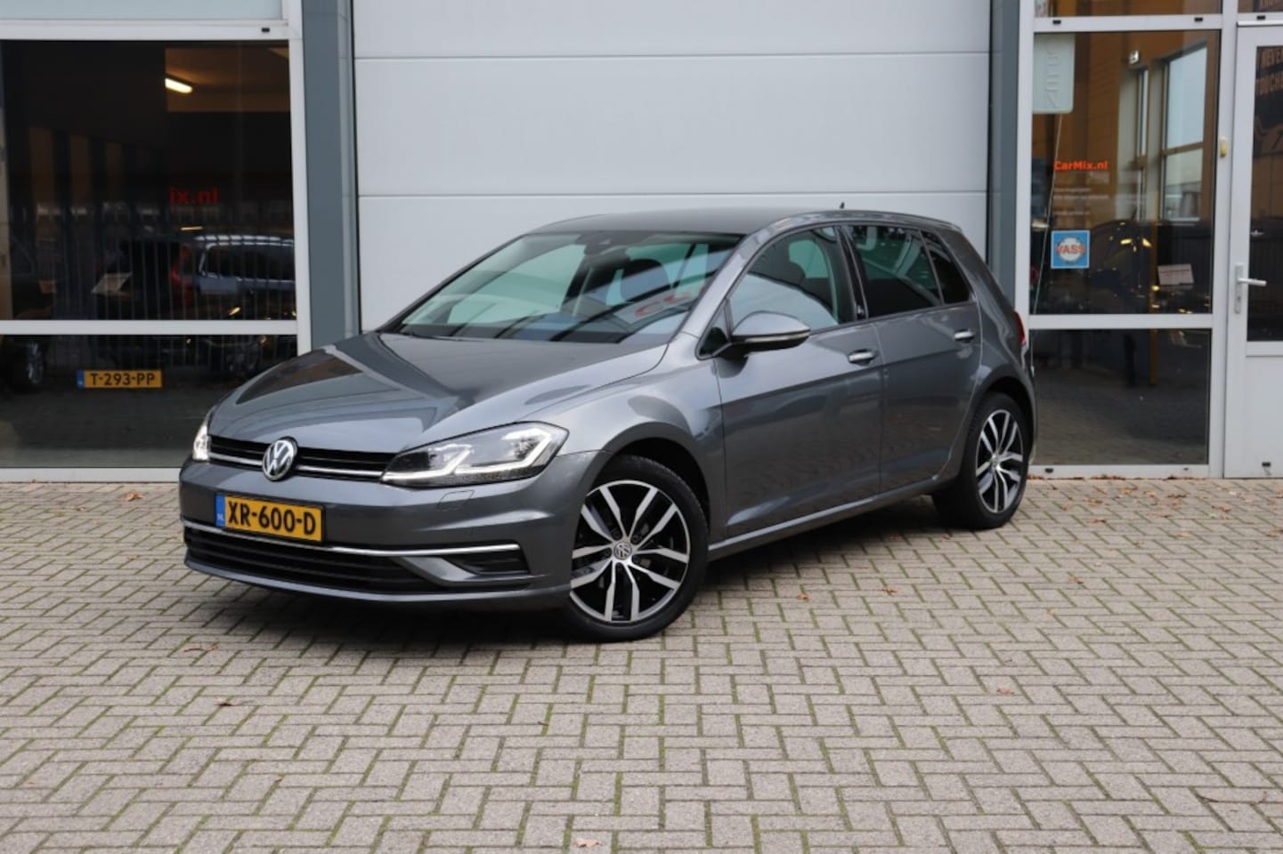 Volkswagen Golf - 1.0 TSI SOUND/A.CARPLAY/CLIMA/STOELVERW./AD.CRUISE/17 - AutoWereld.nl
