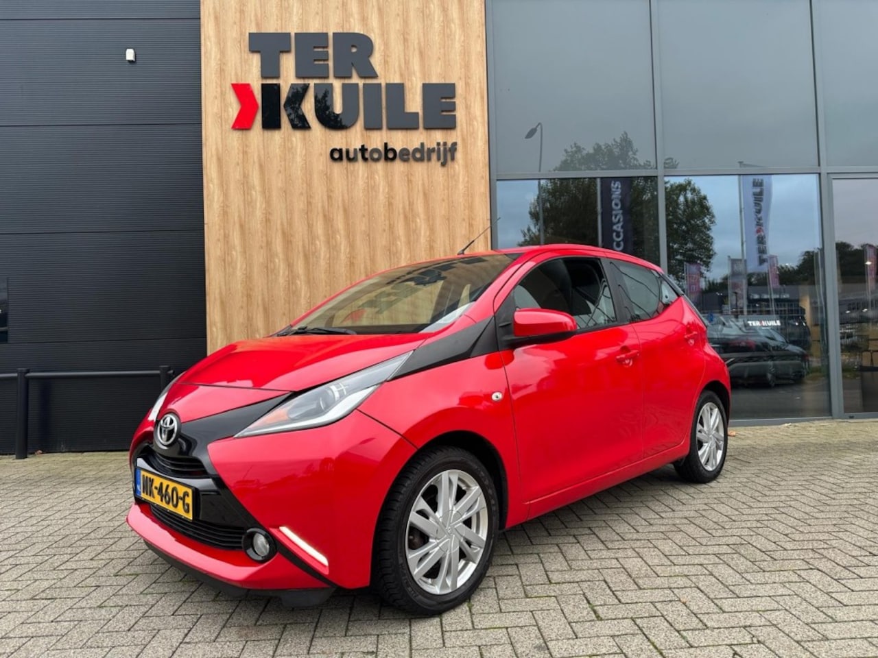 Toyota Aygo - 1.0 VVT-i x-play touch / camera / automaat - AutoWereld.nl