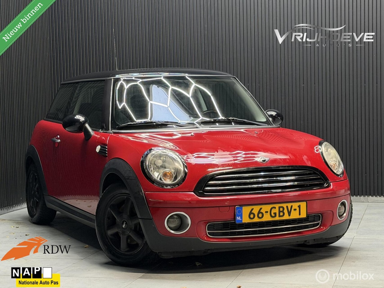 MINI 3-Deurs - 1.6 Cooper Pepper|NAP|APK|AIRCO|PANO - AutoWereld.nl