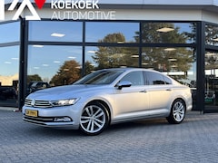 Volkswagen Passat - 1.8TSI Highline CAM/STOELVERW/LEER