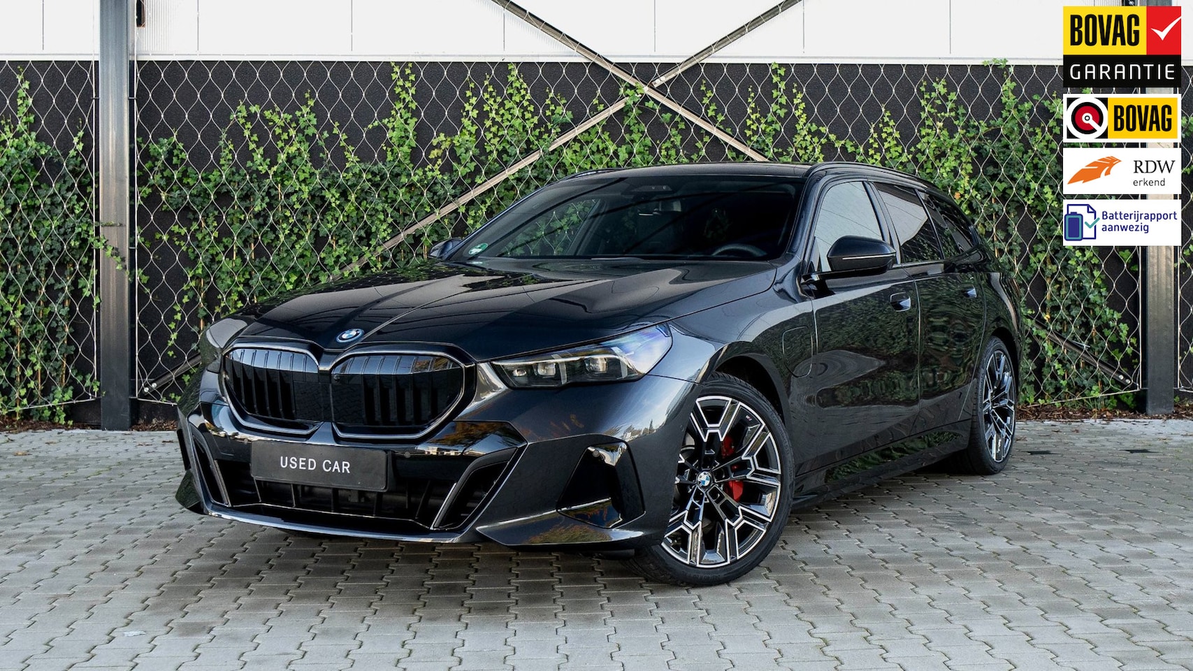 BMW 5-serie Touring - 530e xDrive M-Sport Pro|Trekhaak|360°|H&K|Driv.Ass.Pro.|Carbon|299PK|M-Susp.|IconicGlow|Fa - AutoWereld.nl
