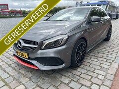 Mercedes-Benz A-klasse - 180 Business Solution AMG airco/ecc navigatie amg pakket
