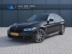 BMW 5-serie - 545e xDrive M-sport black edition | Incl. 12 maanden garantie Assisted driving | Head-up d