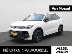 Volkswagen Tiguan - 1.5 eHybrid R-Line 272 PK | Panoramadak | Blackline | Groot scherm Navigatie | Leder | Mem
