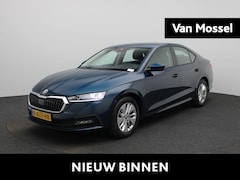 Skoda Octavia - 1.0 TSI Business Edition | Apple Carplay / Android Auto | Parkeersensoren | Trekhaak | Lic