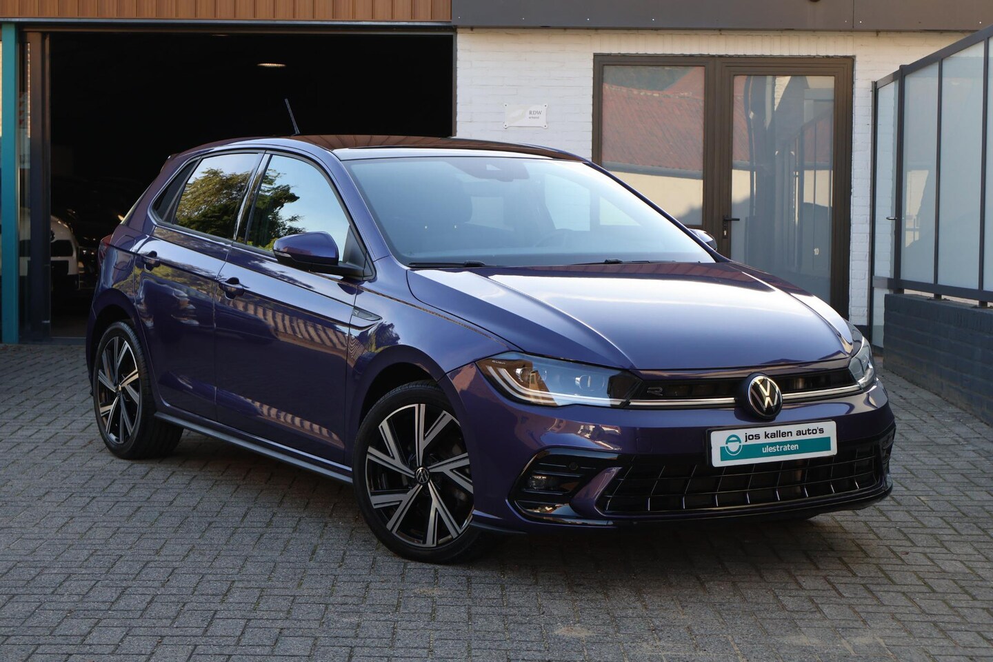 Volkswagen Polo - 1.0 TSI R-Line Business Panoramadak, Adap Cruise, Navi, Carplay, Camera, enz!! - AutoWereld.nl