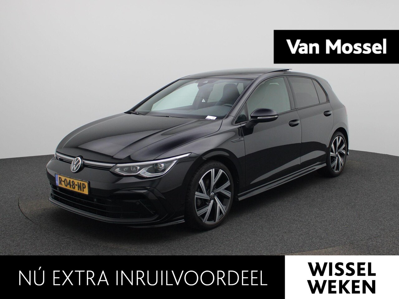 Volkswagen Golf - 1.5 eTSI R-Line | IQ-LIGHT | PANORAMADAK | NAVIGATIE  | SFEERVERLICHTING | ADAPTIVE CRUISE - AutoWereld.nl