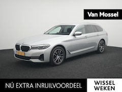 BMW 5-serie Touring - 520i High Executive AUTOMAAT | LEDER | TREKHAAK | NAVIGATIE | CAMERA | STOELVERWARMING | C