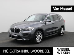 BMW X1 - sDrive18i Business Edition Plus | Automaat | LMV | Trekhaak | Parkeer sensoren | Virtual c