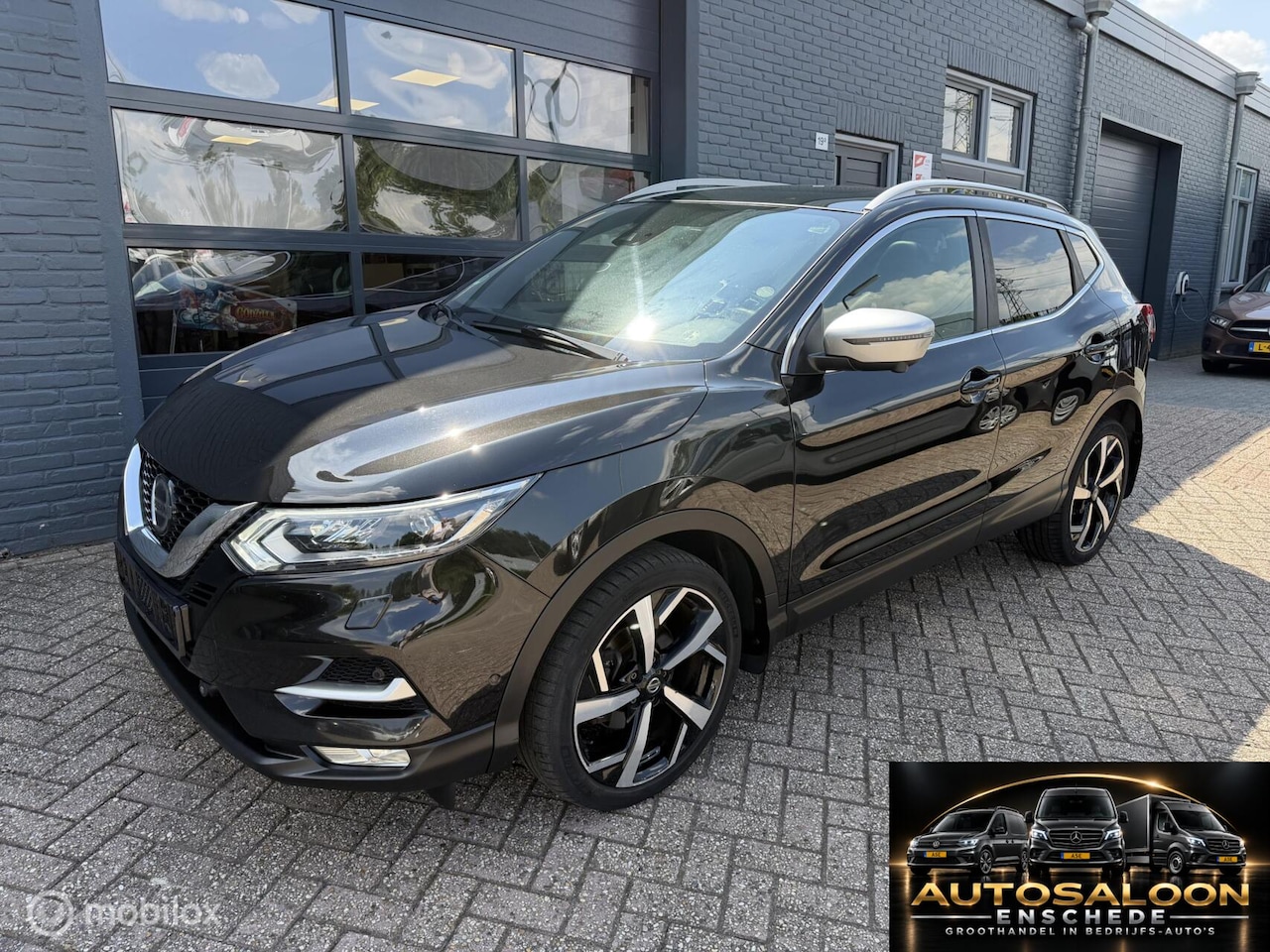 Nissan Qashqai - 1.2 Tekna + Automaat Panoramadak Leder Navi - AutoWereld.nl