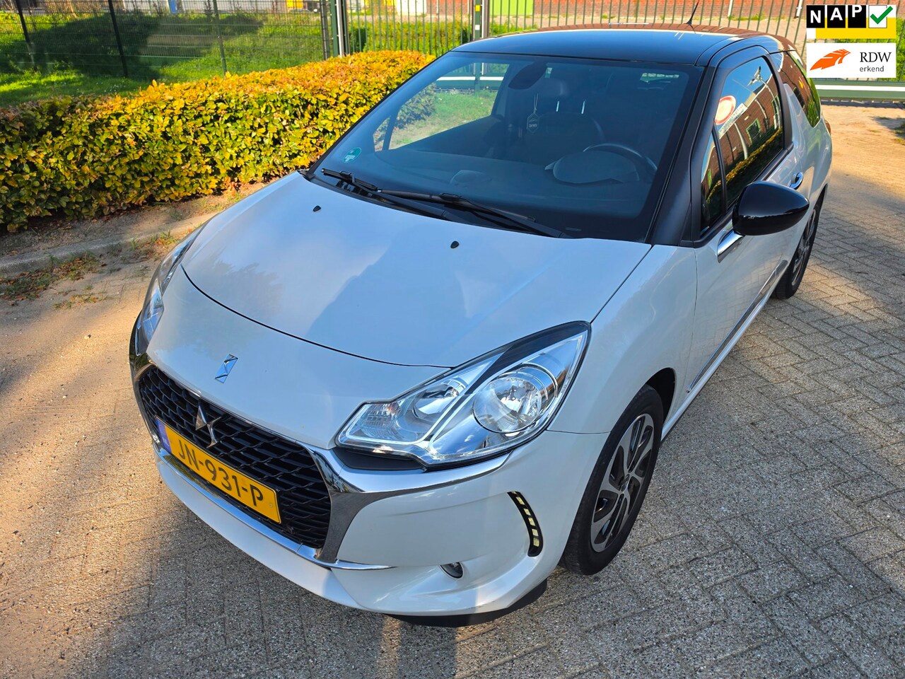 DS 3 - 1.2 PureTech Business CLIMA NAVI NAP NETJES! - AutoWereld.nl
