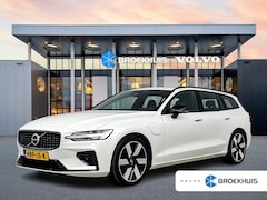 Volvo V60 - T6 Recharge Ultra Dark | 19" | Sportstoelen | Trekhaak | Panoramadak | 360 Camera | Harman