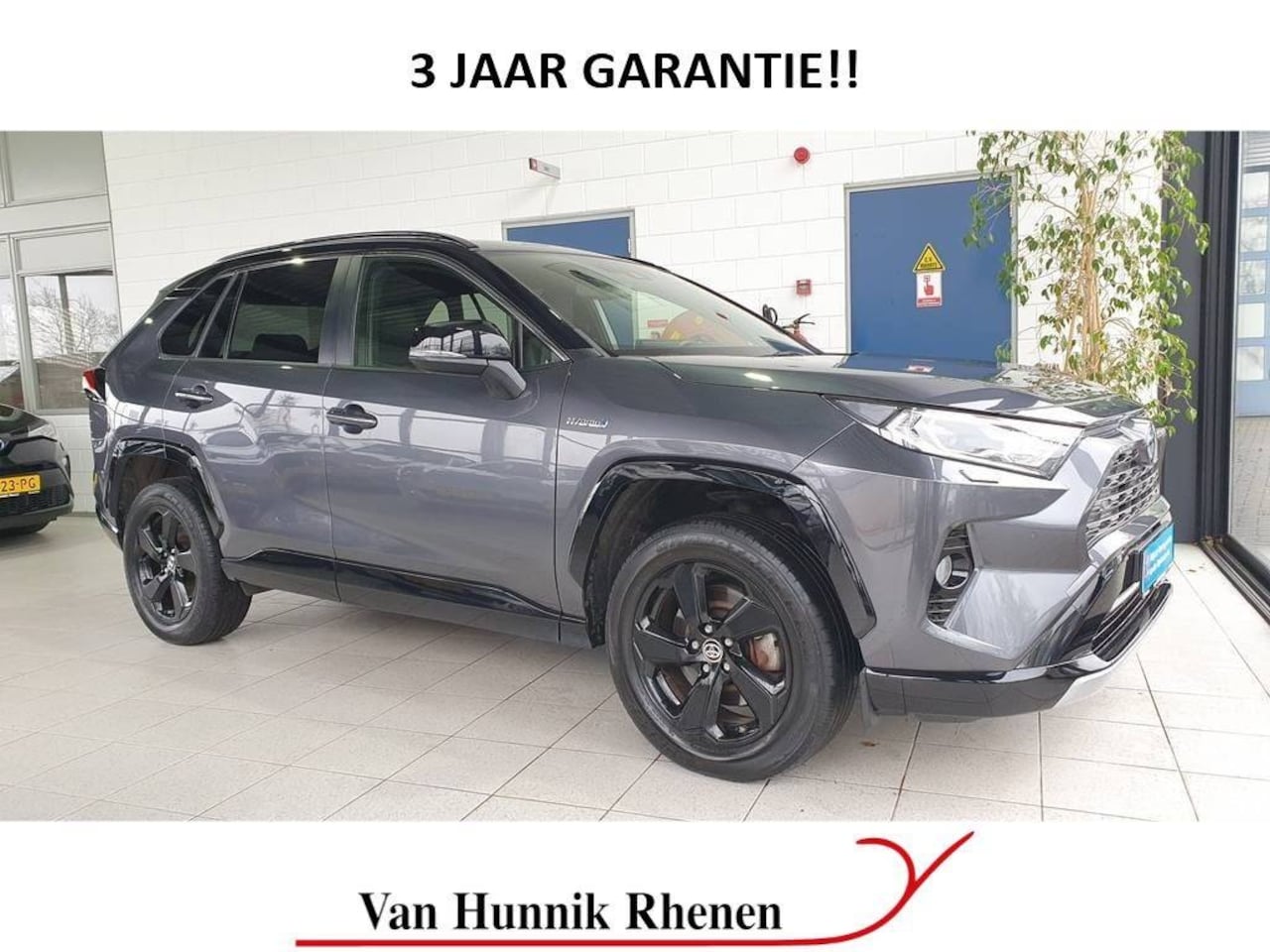 Toyota RAV4 - 2.5 Bi-Tone | Half leer | Trekhaak | LED | Apple/Android | Stoelverw | - AutoWereld.nl