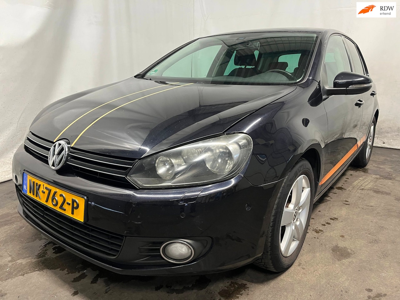Volkswagen Golf - 1.2 TSI Trendline Schade - motor tikt - AutoWereld.nl