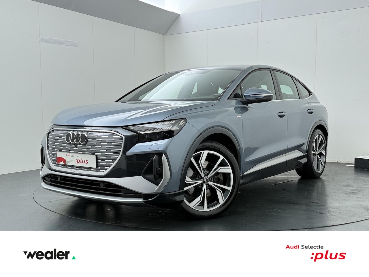 Audi Q4 Sportback e-tron - 45 quattro S edition 77 kWh | 265 PK | SoH 90% | Trekhaak wegklapbaar | Adaptive Cruise Co - AutoWereld.nl