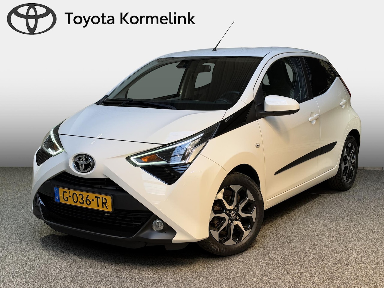 Toyota Aygo - 1.0 VVT-i x-joy 1.0 VVT-i x-joy - AutoWereld.nl