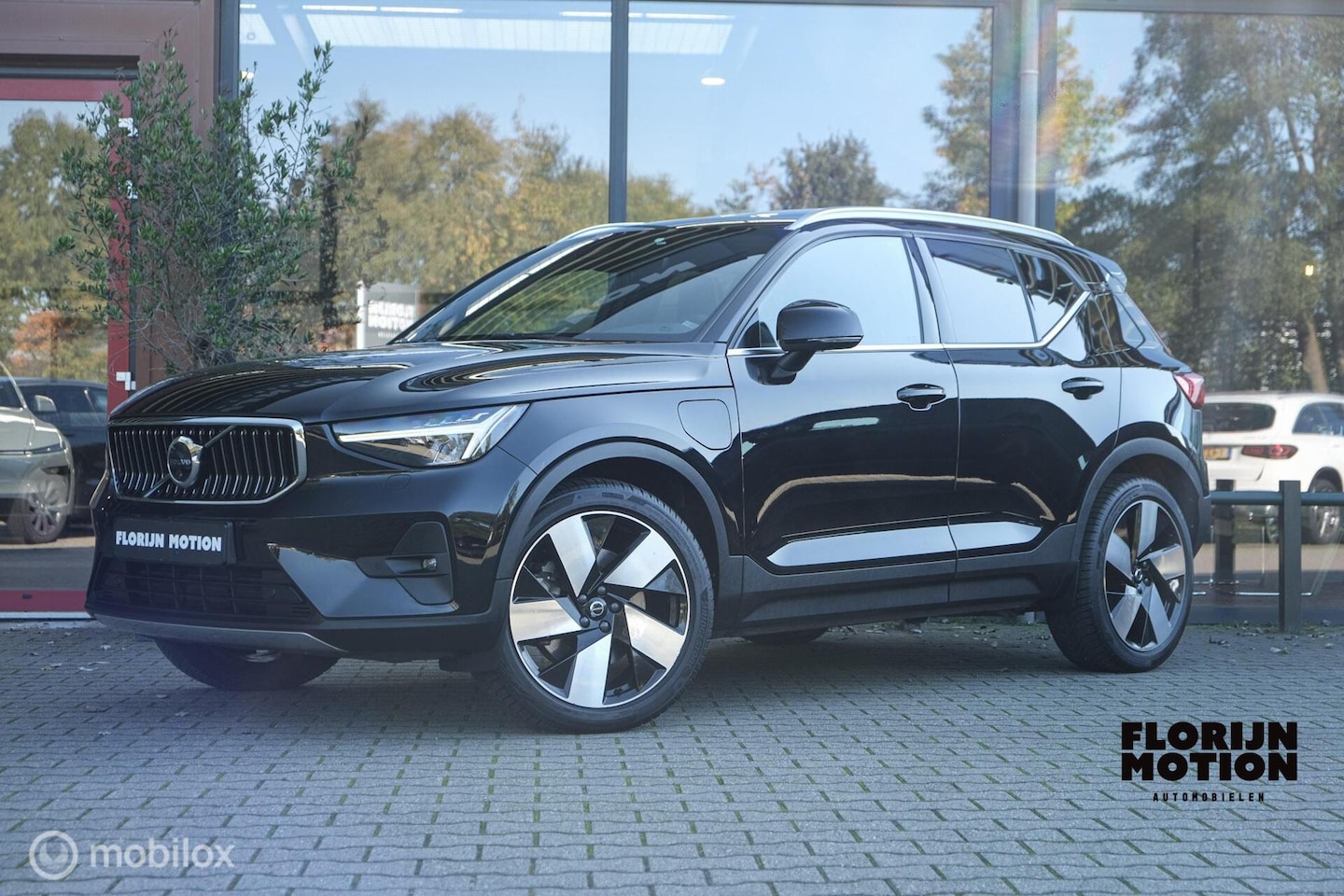 Volvo XC40 - 1.5 T5 Plug-in hybrid Ultimate Bright | Pano | Harman Kardon | 360 Camera | Trekhaak | Sto - AutoWereld.nl