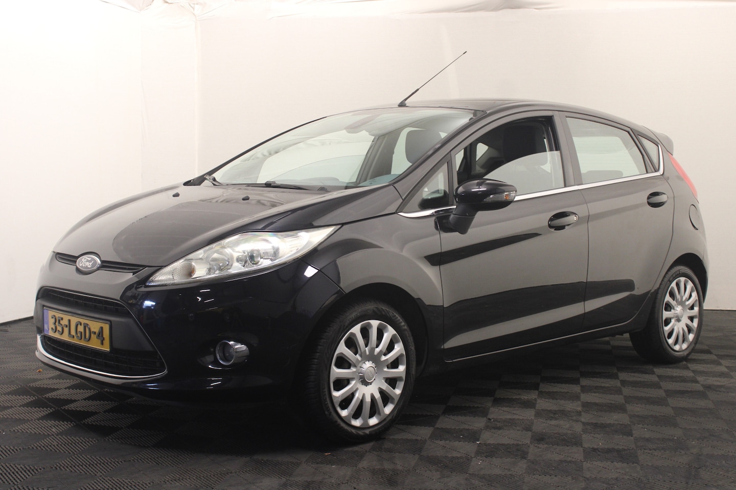 Ford Fiesta - 1.25 Titanium 1.25 Titanium - AutoWereld.nl
