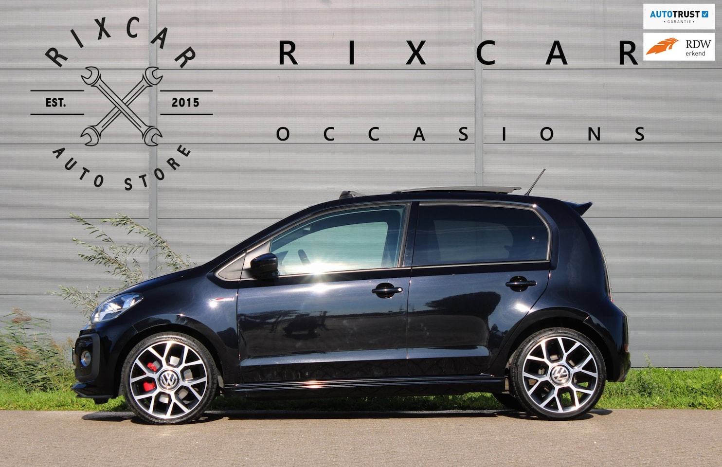 Volkswagen Up! - 1.0 TSI GTI Panodak BeatsAudio Stoelverwarming !!NIEUWBINNEN!! - AutoWereld.nl