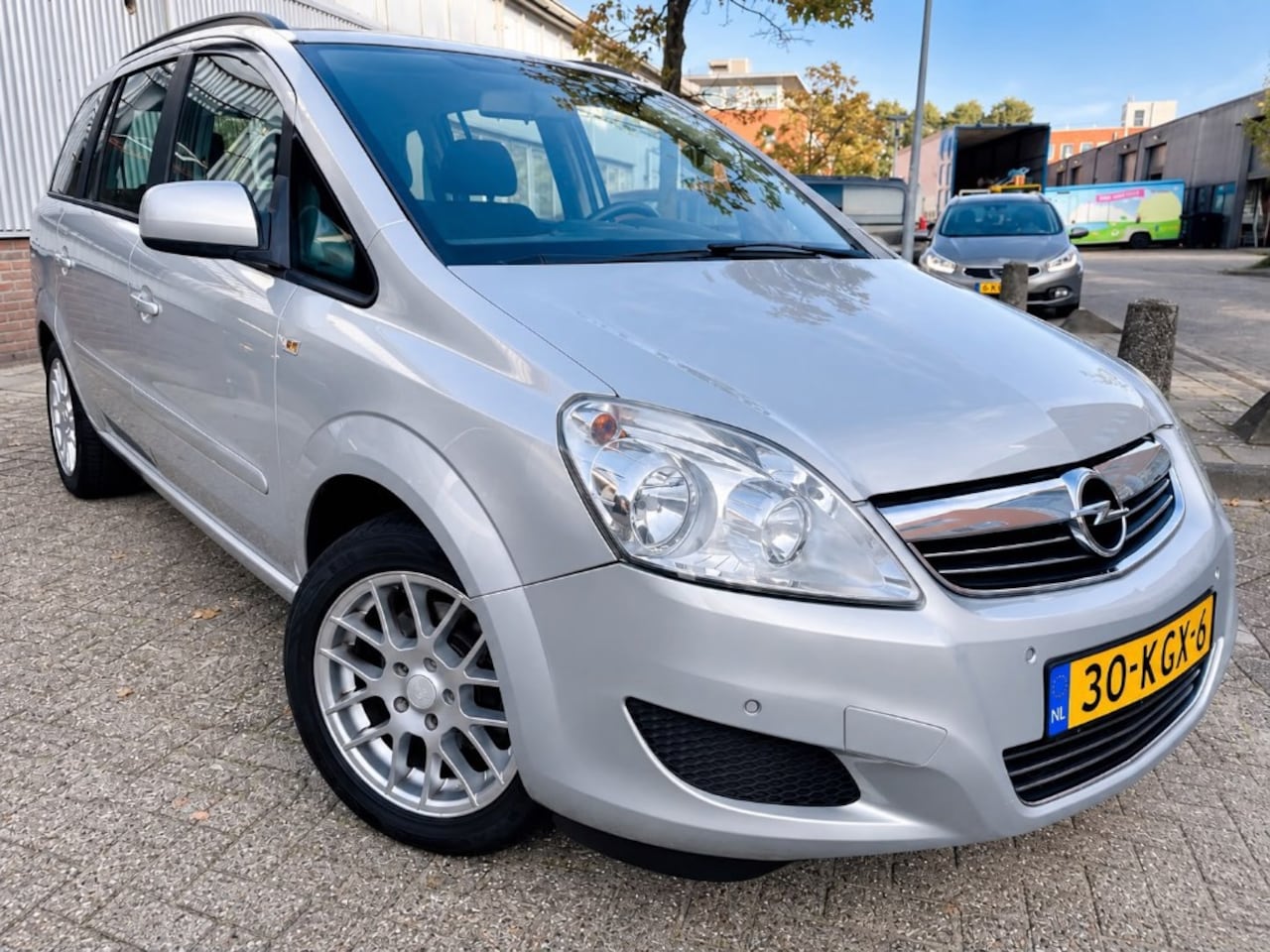 Opel Zafira - 1.8 111 years Edition 7 P AIRCO NAVI PDC NETTE - AutoWereld.nl