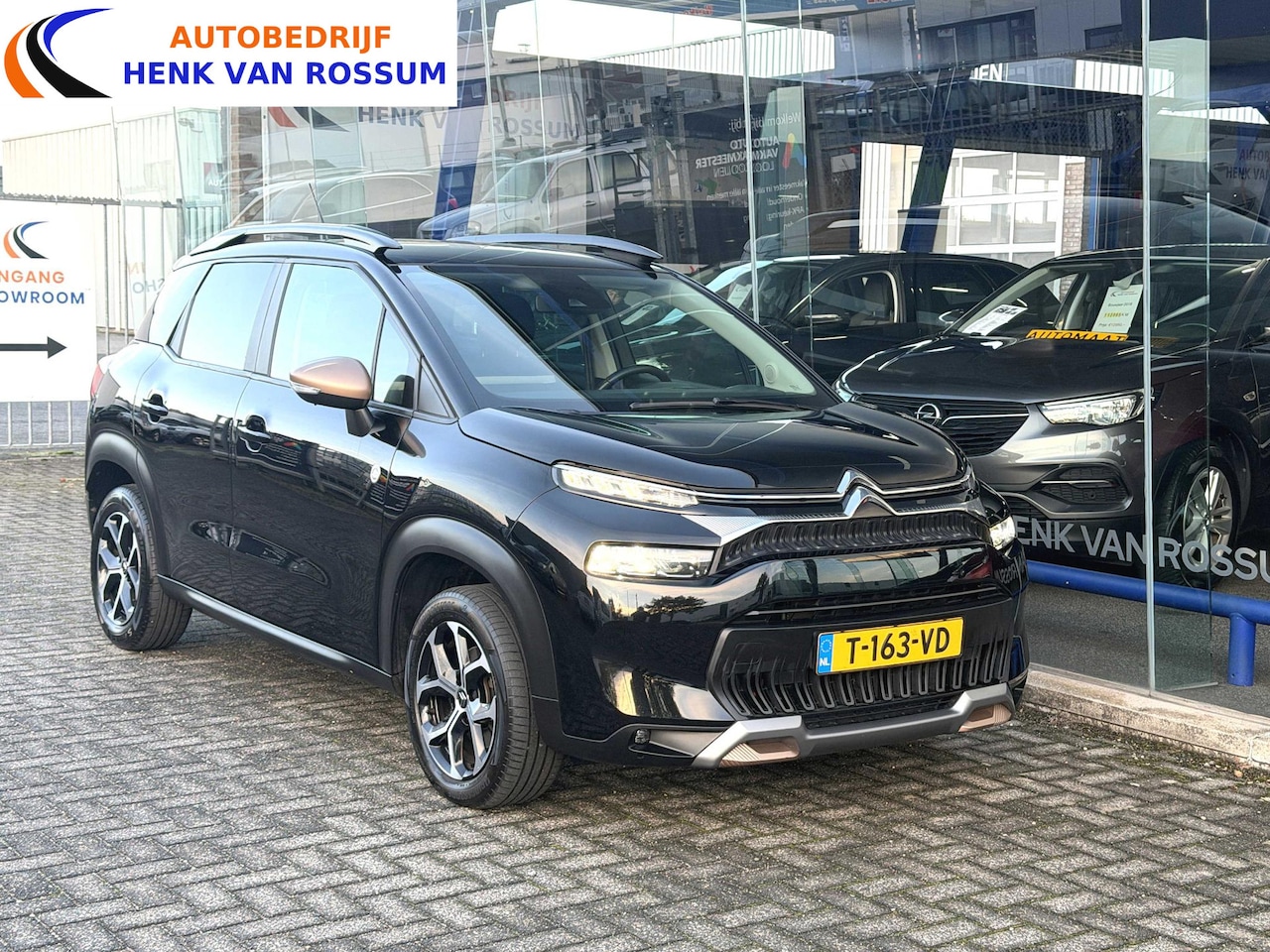 Citroën C3 Aircross - 1.2 PureTech Shine Apple Carplay/Android Auto | Clima | 360 camera | Navi | Cruise. - AutoWereld.nl