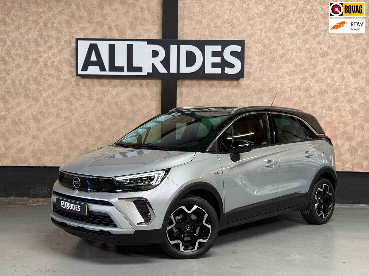 Opel Crossland - 1.2 Turbo Ultimate | Keyless | Camera | Carplay| Nav | DAB - AutoWereld.nl