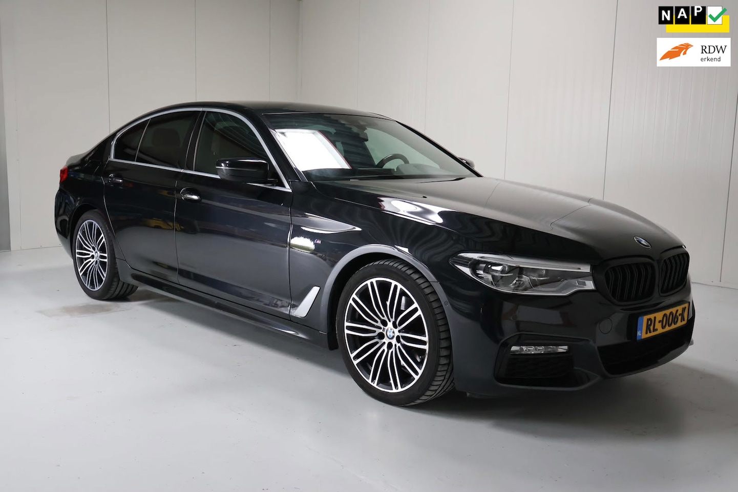 BMW 5-serie - 520i High Executive/Leder/M Sport/NL auto/NAP - AutoWereld.nl