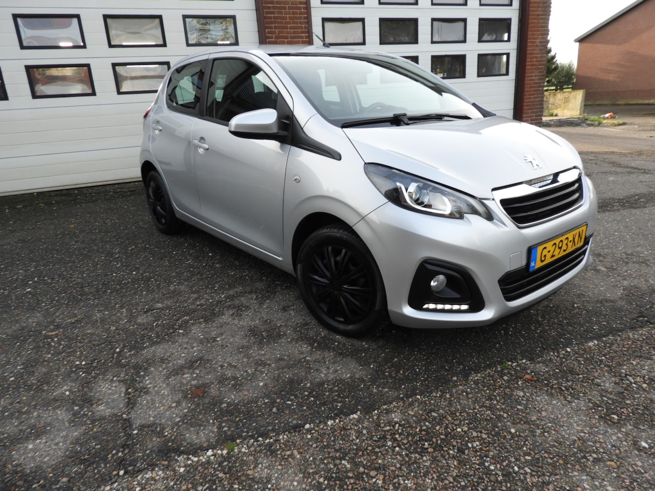 Peugeot 108 - 1.0 e-VTi Active - AutoWereld.nl
