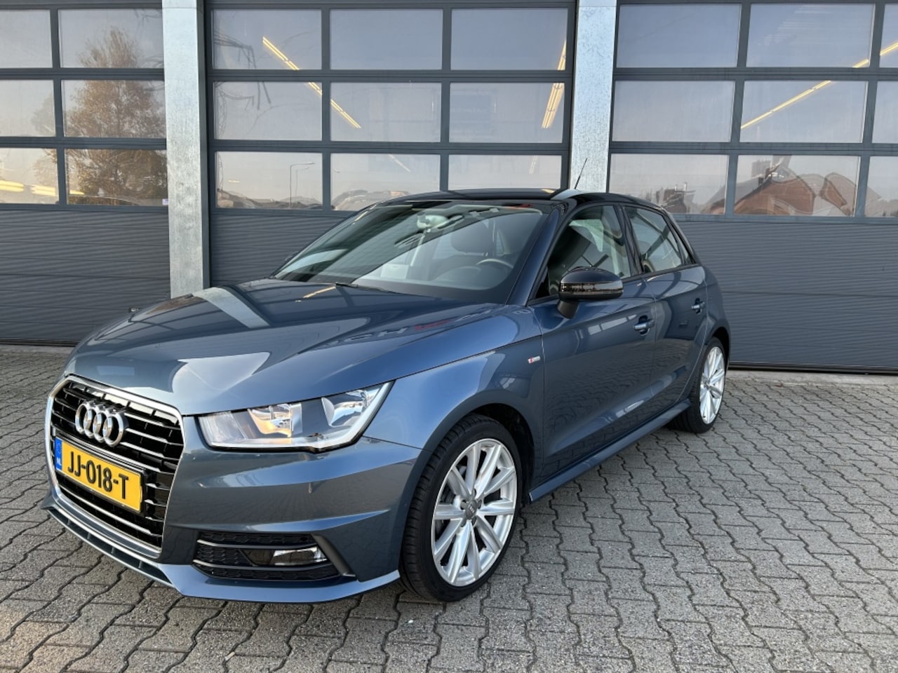 Audi A1 Sportback - 1.0 TFSI Adrenalin 1.0 TFSI 95pk Adrenalin - AutoWereld.nl