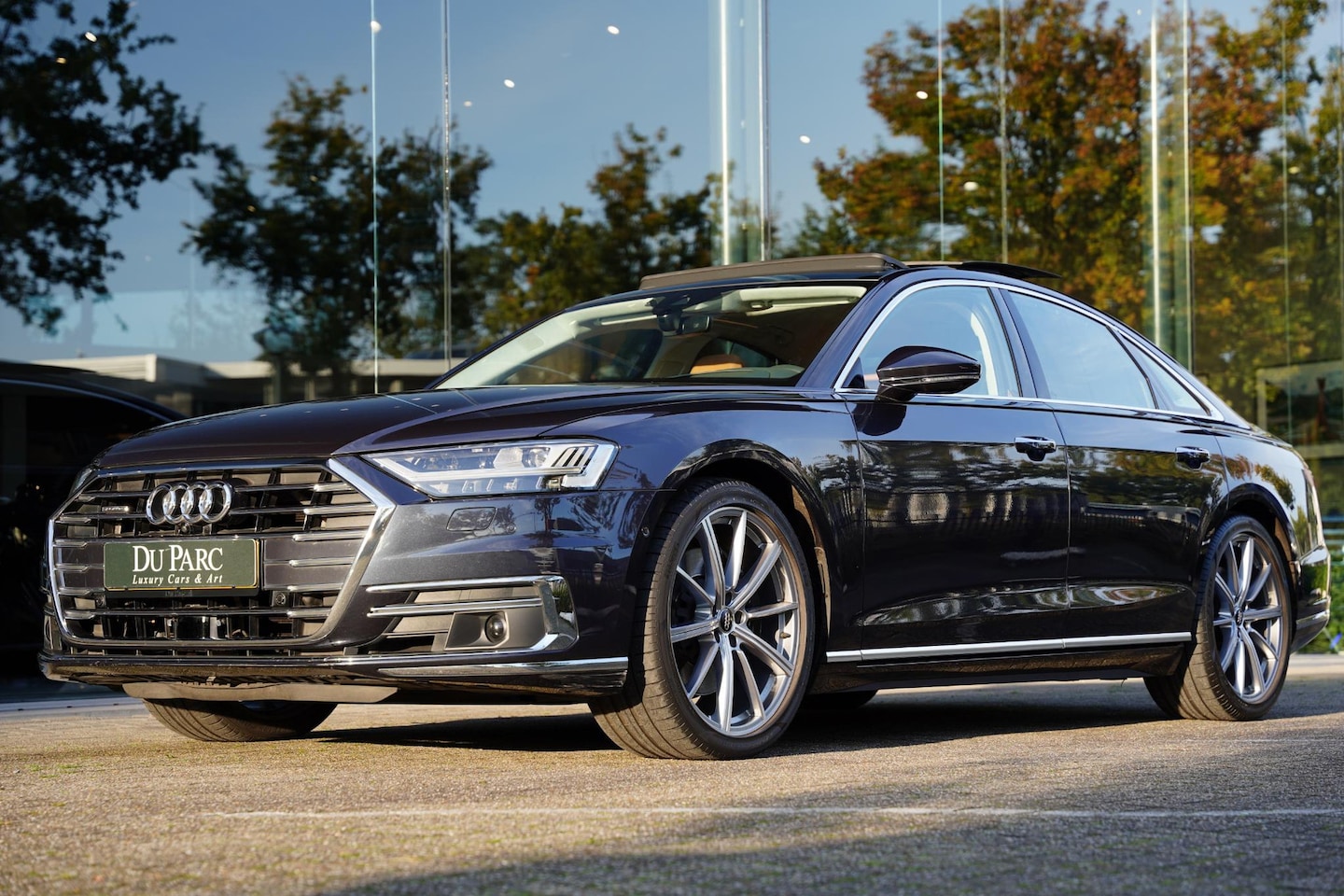 Audi A8 - 55 TFSI quattro Pro Line Plus / Vierwielbesturing / Panoramadak / B&O - AutoWereld.nl