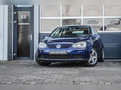 Volkswagen Golf - 1.4 TSI Optive 4 |Cruise | Airco |Trekhaak | * MOET WEG