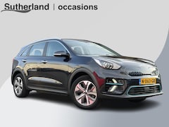Kia e-Niro - DynamicLine 64 kWh | SOH 98, 9% | Trekhaak | Navigatie |