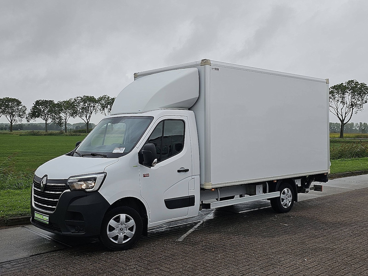 Renault Master - T35 2.3 dCi 165 L4H2 EL Energy Comfort Cruise control, Airco, Carplay, Navi, Camera, Zijde - AutoWereld.nl