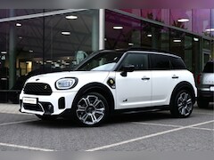MINI Countryman - Cooper S E ALL4 Automaat / Panoramadak / Comfort Access / Achteruitrijcamera / Head-Up / A